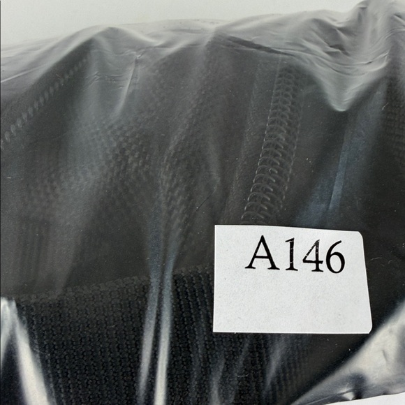 NWT BAGSMART Black and Red Men's Duffel Bag Gyn Bag Expandable - Picture 15 of 15